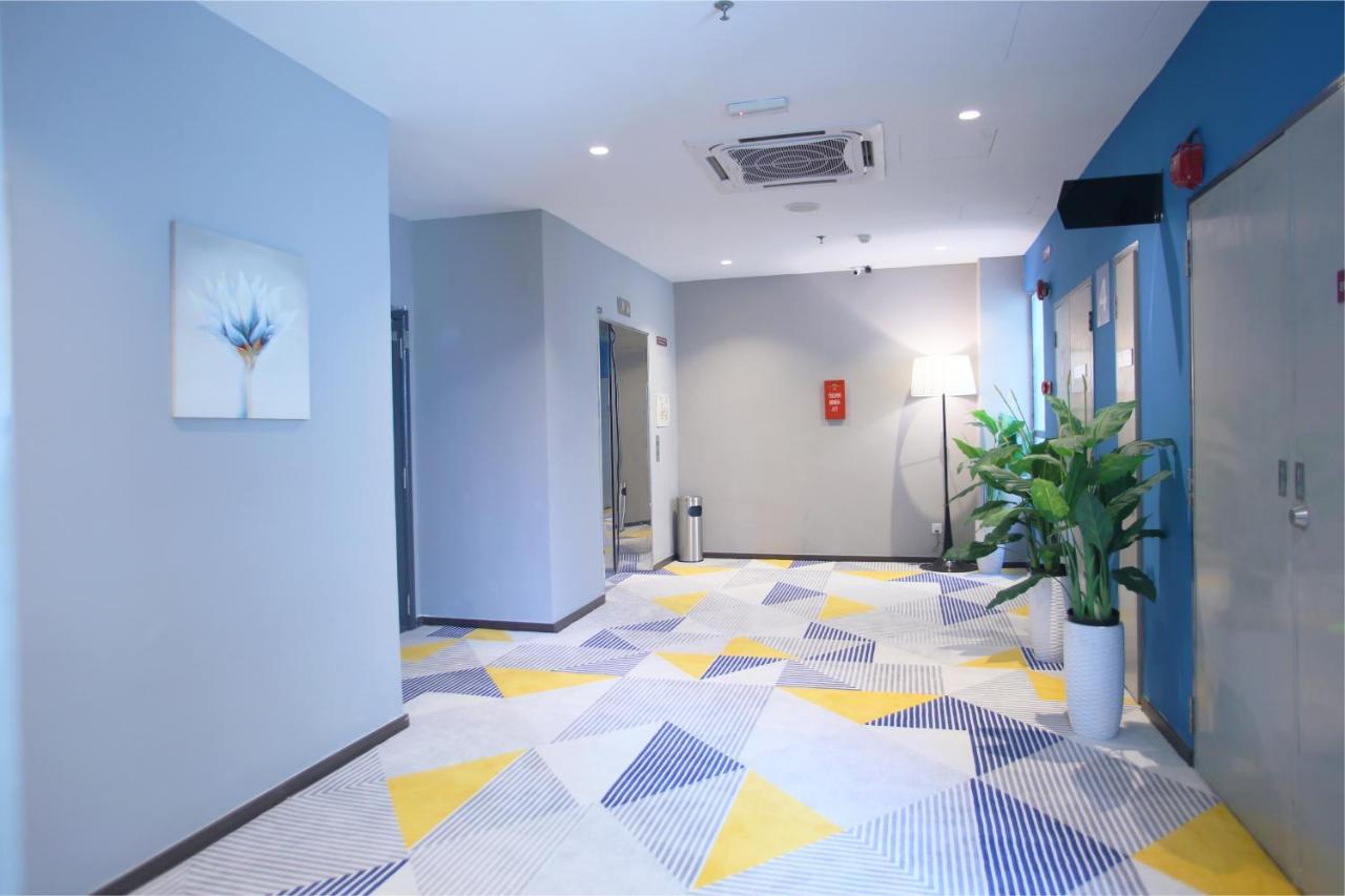 Fives Hotel Dnp Johor Bahru Exterior foto